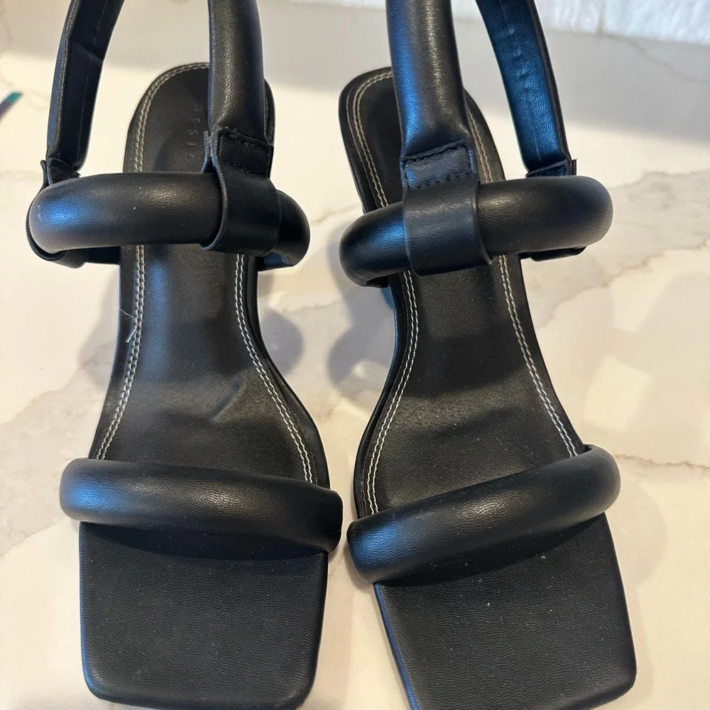 Leather padded slingback heels - Picture 4 of 7